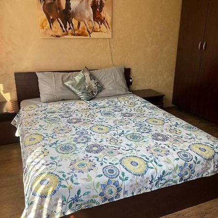 Lotos Apartament Apartment Burgas ภายนอก รูปภาพ