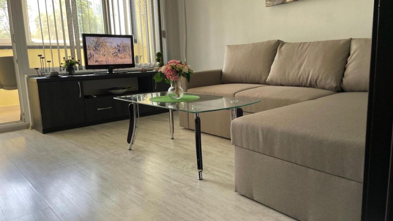 Lotos Apartament Apartment Burgas ภายนอก รูปภาพ